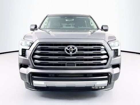 Used 2023 Toyota Sequoia Limited image 2