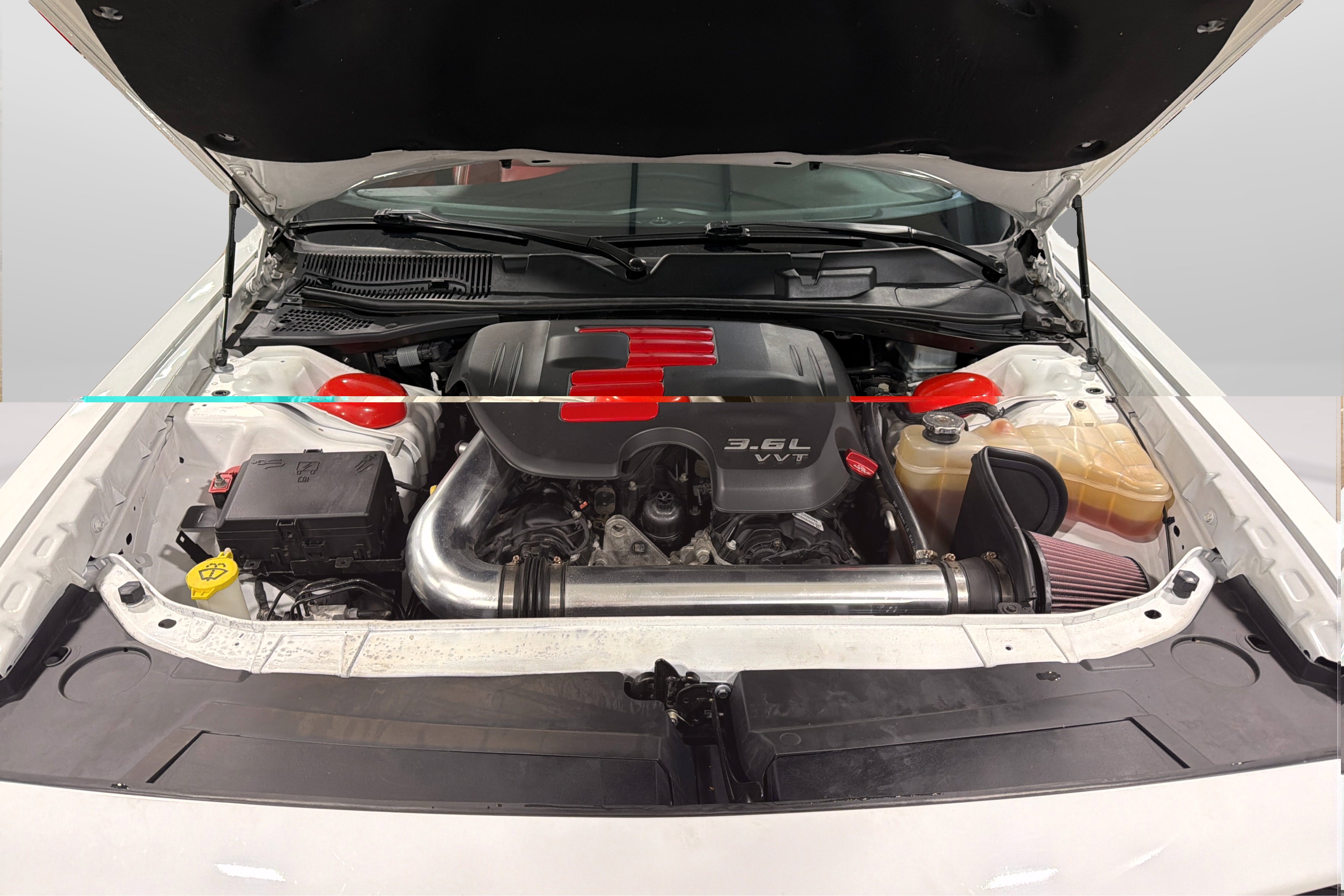 Used 2018 Dodge Challenger SXT Plus RWD image 11