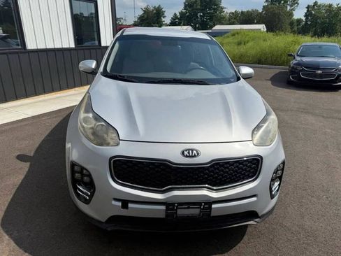 Used 2017 Kia Sportage LX image 3