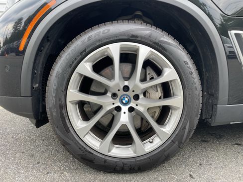 Used 2023 BMW X5 xDrive45e w/ Climate Comfort Package AWD/4WD image 9