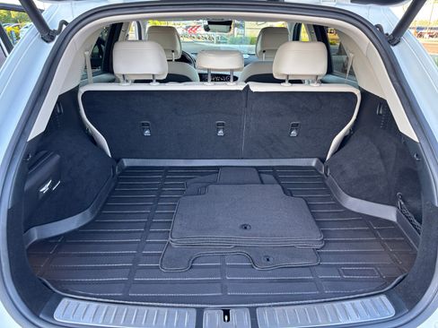 Used 2024 Genesis GV70 2.5T w/ Select Package image 34