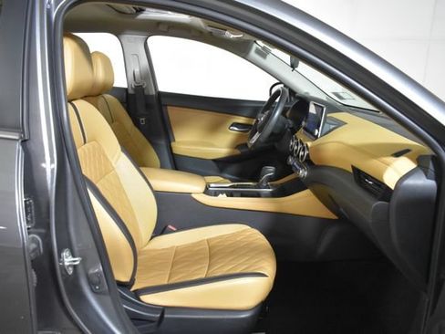 Used 2023 Nissan Sentra SV w/ SV Premium Package FWD image 34