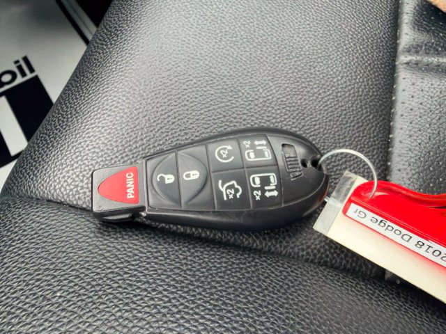 Used 2018 Dodge Grand Caravan GT FWD image 36