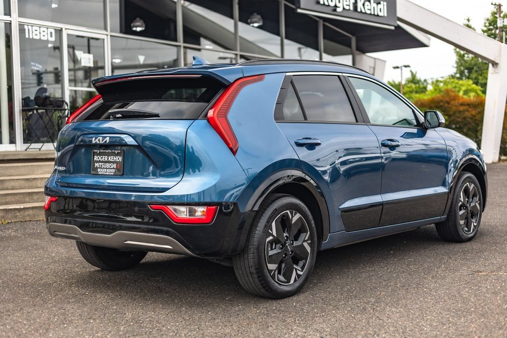 Used 2023 Kia Niro Wind FWD image 7