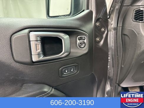 Used 2020 Jeep Gladiator Overland w/ Safety Group image 29