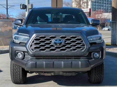 Used 2023 Toyota Tacoma TRD Off-Road image 10