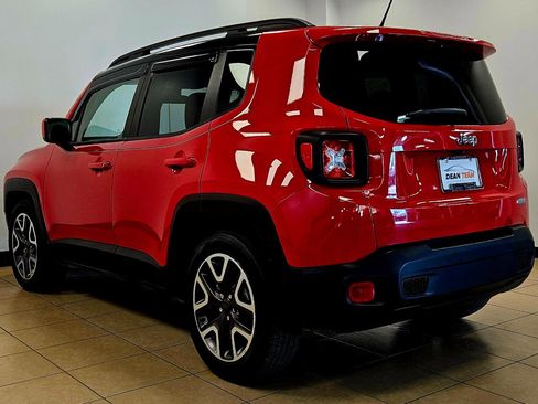 Used 2016 Jeep Renegade Latitude w/ Cold Weather Group image 6