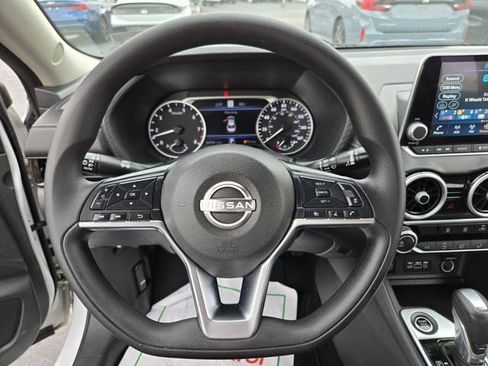 Used 2024 Nissan Sentra SV FWD image 30