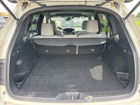 Used 2023 Honda Passport Elite image 11