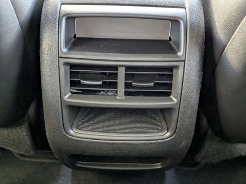 Used 2020 Cadillac XT5 Premium Luxury image 15