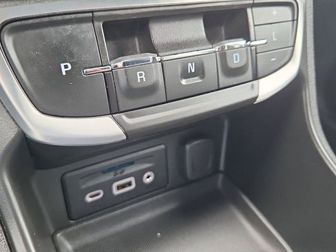 Used 2022 GMC Terrain SLT AWD/4WD image 12