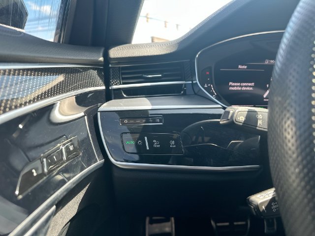 Used 2023 Audi S8 w/ S8 Executive Package AWD/4WD image 21