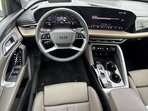 Used 2025 Audi Q5 Premium Plus w/ Premium Plus image 7