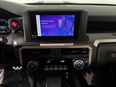 Certified 2025 Toyota Tacoma TRD Sport AWD/4WD image 17