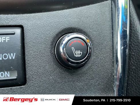 Used 2013 INFINITI G37 x w/ Premium Pkg image 38