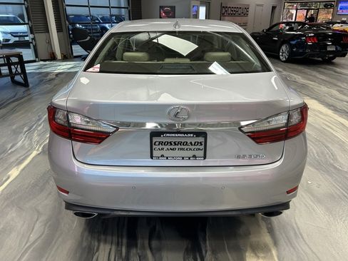 Used 2017 Lexus ES 350 350 w/ Luxury Package image 33
