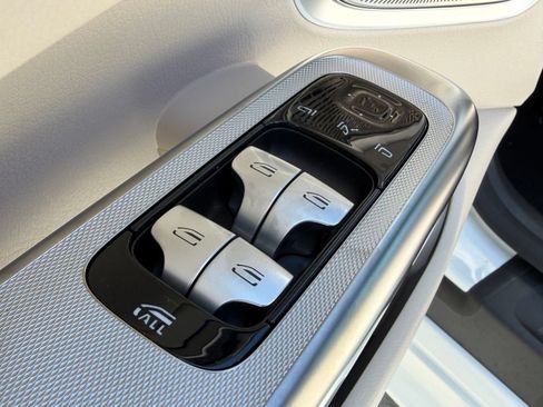 New 2026 Mercedes-Benz CLE 300 4MATIC Cabriolet image 17