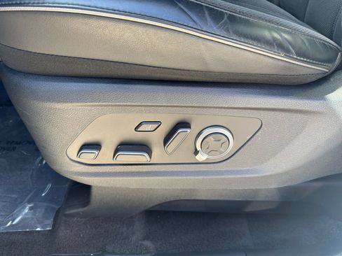 Used 2024 Hyundai Palisade Calligraphy image 12