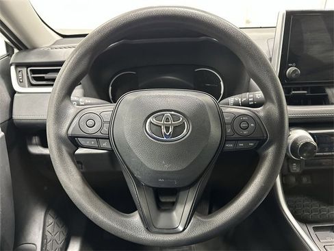 Used 2024 Toyota RAV4 XLE image 18