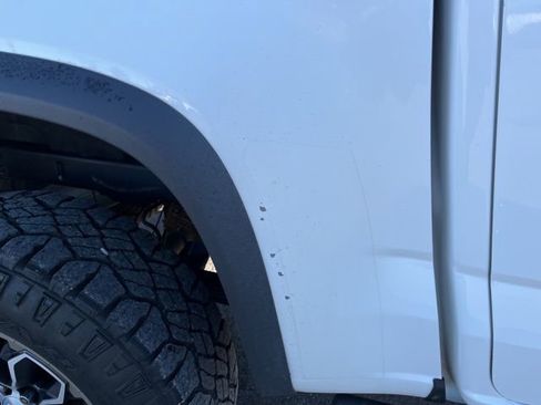 Used 2022 Chevrolet Colorado ZR2 image 16