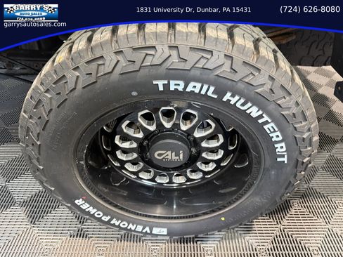 Used 2019 Ford F250 XL w/ Power Equipment Group AWD/4WD image 12