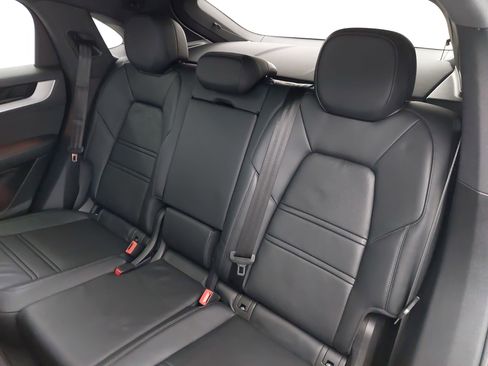 Used 2025 Porsche Cayenne Coupe w/ Premium Package Plus image 16