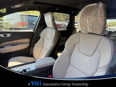 Used 2026 Volvo XC60 B5 Plus w/ Protection Package Premier AWD/4WD image 13