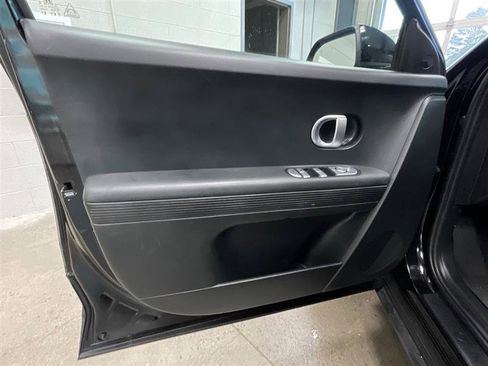 Used 2023 Hyundai Ioniq 5 SE RWD image 10