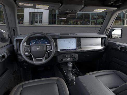 New 2026 Ford Bronco Outer Banks image 9