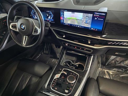 Used 2024 BMW X7 M60i w/ Climate Comfort Package AWD/4WD image 37