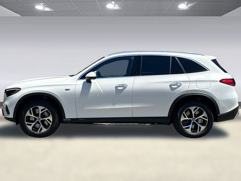 Certified 2025 Mercedes-Benz GLC 350e 4MATIC image 2