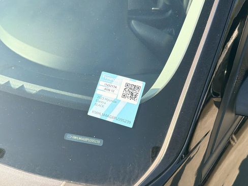 Used 2023 Hyundai Elantra SEL FWD image 36