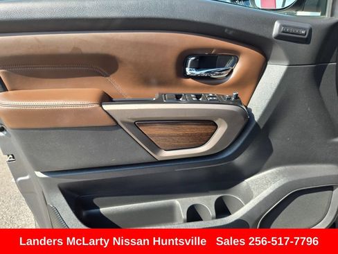 Used 2023 Nissan Titan Platinum Reserve w/ Moonroof Package AWD/4WD image 25