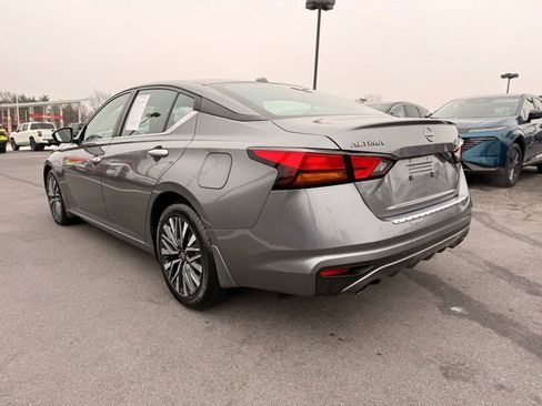 Certified 2023 Nissan Altima 2.5 SV w/ SV Premium Package image 7