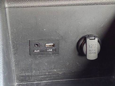 Used 2018 Kia Forte LX image 27