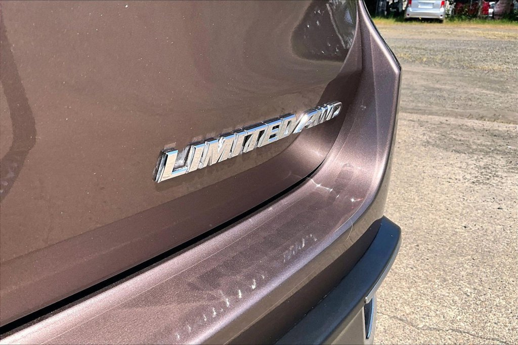 Used 2018 Toyota Highlander Limited Platinum AWD/4WD image 11