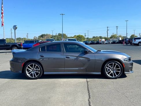 Used 2023 Dodge Charger R/T w/ Plus Group RWD image 6