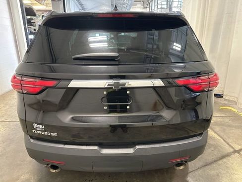 Used 2023 Chevrolet Traverse LS w/ Safety Package FWD image 5
