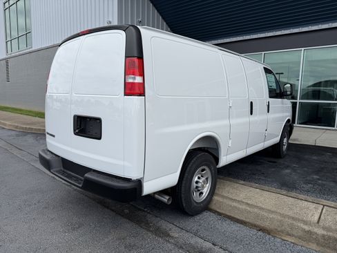 New 2026 Chevrolet Express 2500 w/ Driver Convenience Package RWD image 7