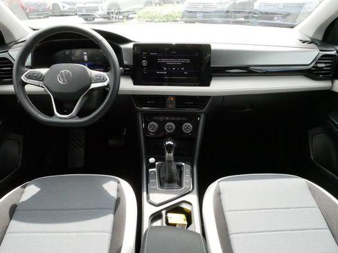 Certified 2025 Volkswagen Taos S FWD image 10