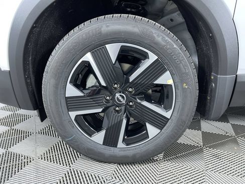 New 2026 Nissan Kicks SV w/ Cold Weather Package AWD/4WD image 25