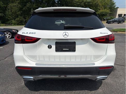 Used 2021 Mercedes-Benz GLA 250 4MATIC image 5