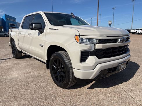 New 2026 Chevrolet Silverado 1500 RST w/ Texas Edition Plus image 8
