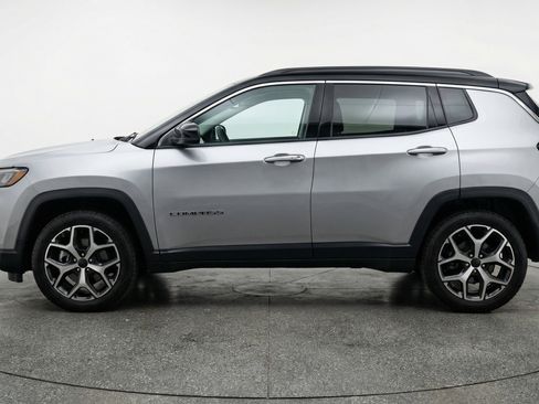 Used 2025 Jeep Compass Limited AWD/4WD image 5