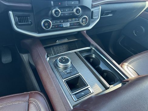 Used 2023 Ford Expedition Max Limited image 13