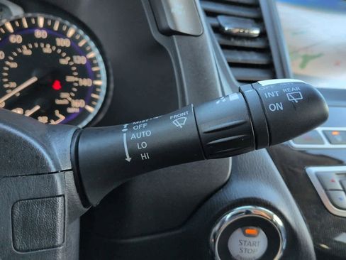 Used 2019 INFINITI QX60 Luxe w/ Essential Package image 28