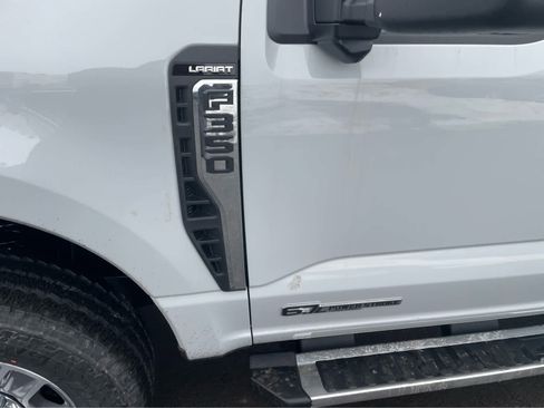 New 2026 Ford F350 Lariat w/ FX4 Off-Road Package image 10