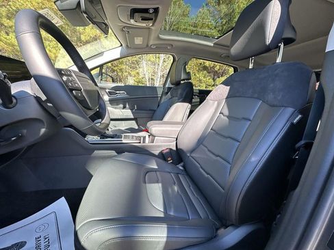 New 2026 Kia Sportage SX image 13