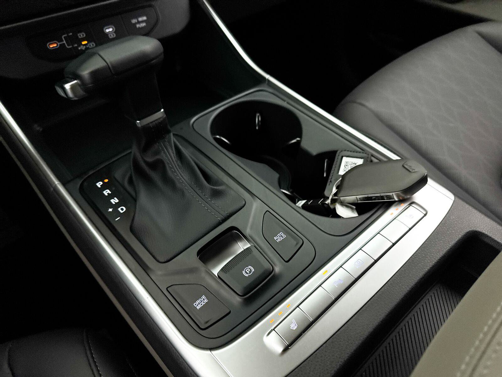 Used 2026 Kia Carnival FWD image 28