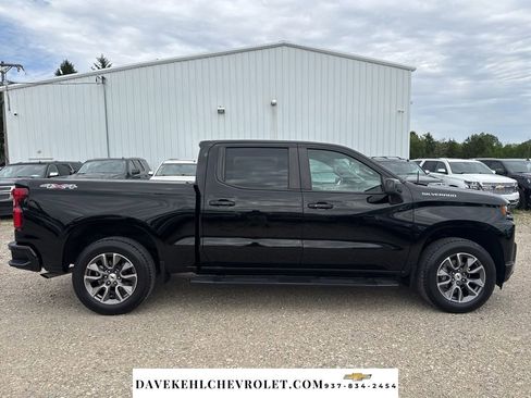 Used 2021 Chevrolet Silverado 1500 RST w/ Convenience Package II AWD/4WD image 6